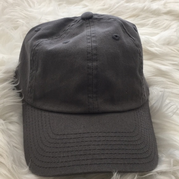 Men’s cap - Picture 2 of 3